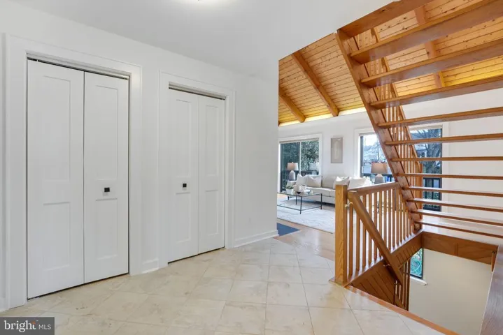925 N Jacksonville St N, Arlington, Virginia 22205