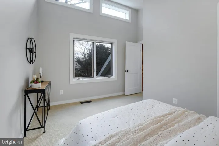 925 N Jacksonville St N, Arlington, Virginia 22205