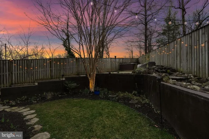 925 N Jacksonville St N, Arlington, Virginia 22205