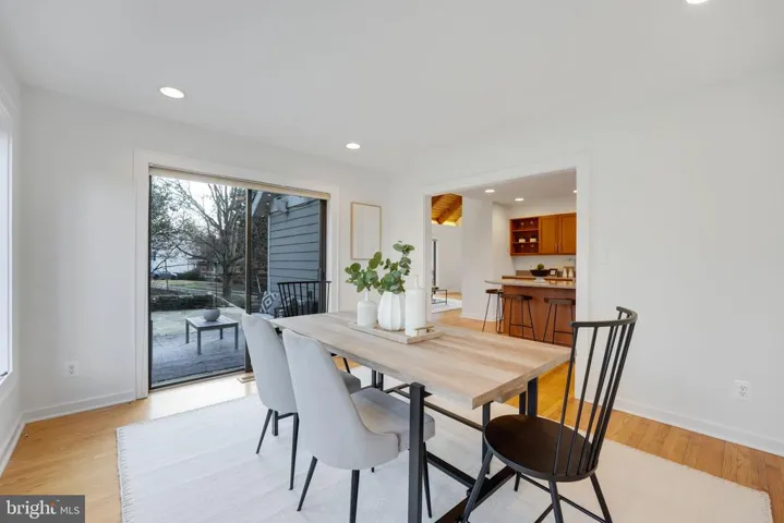 925 N Jacksonville St N, Arlington, Virginia 22205