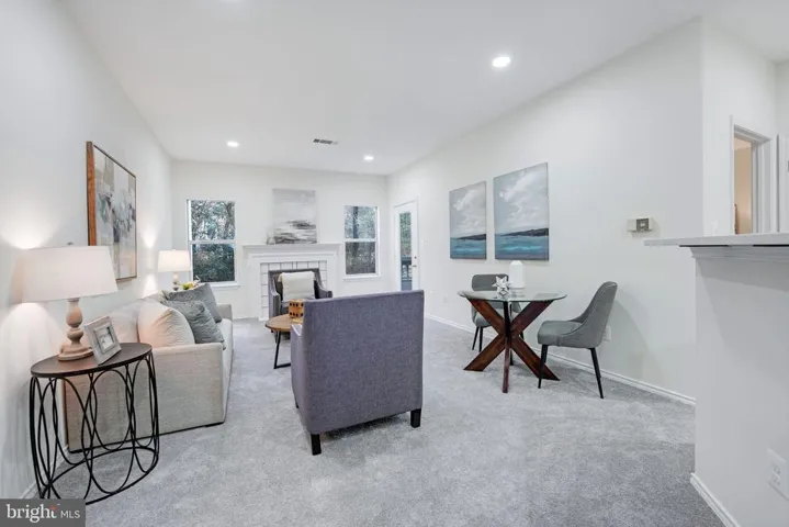 4405 Sedgehurst Dr #105, Fairfax, Virginia 22033