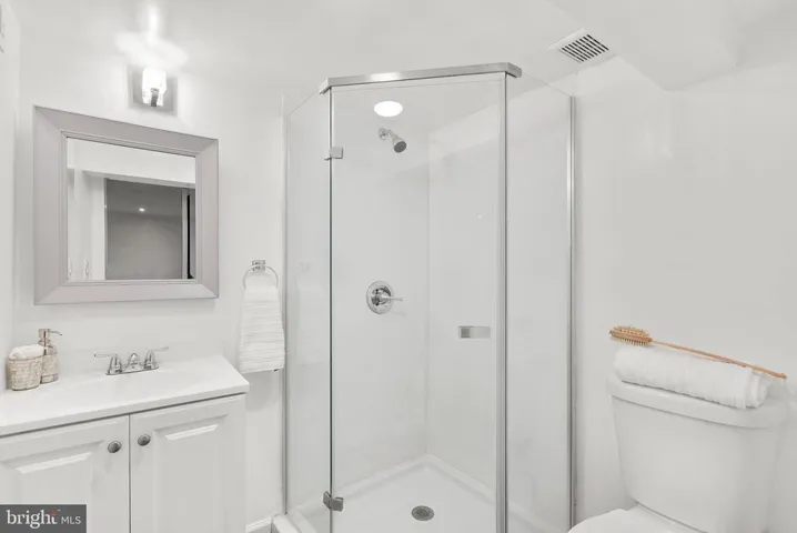 2517 Weisman Rd, Silver Spring, Maryland 20902