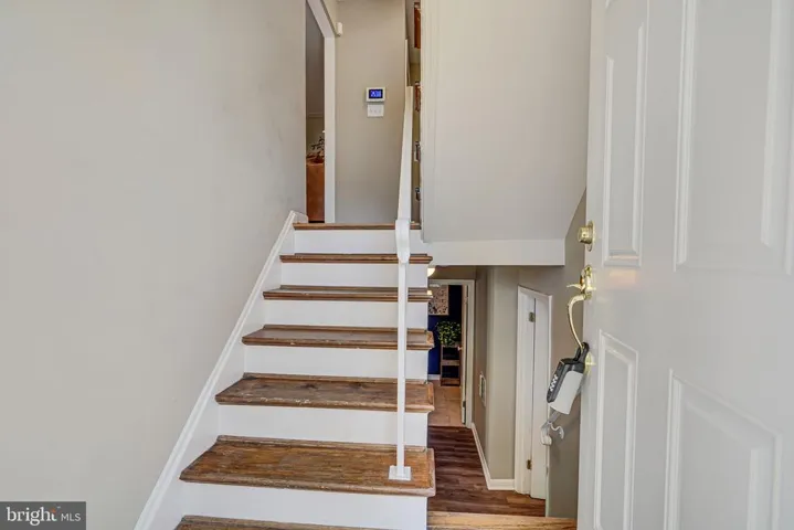 8356 Luce Ct, Springfield, Virginia 22153