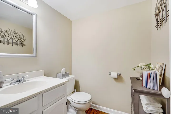 8356 Luce Ct, Springfield, Virginia 22153