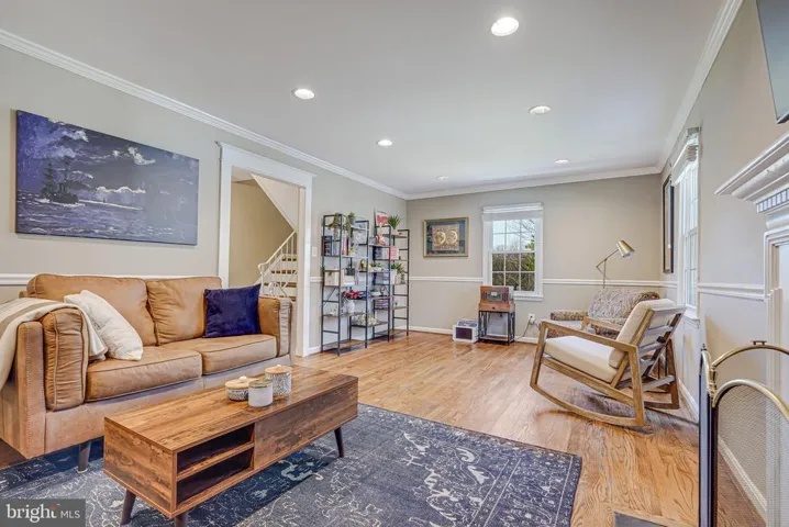 8356 Luce Ct, Springfield, Virginia 22153