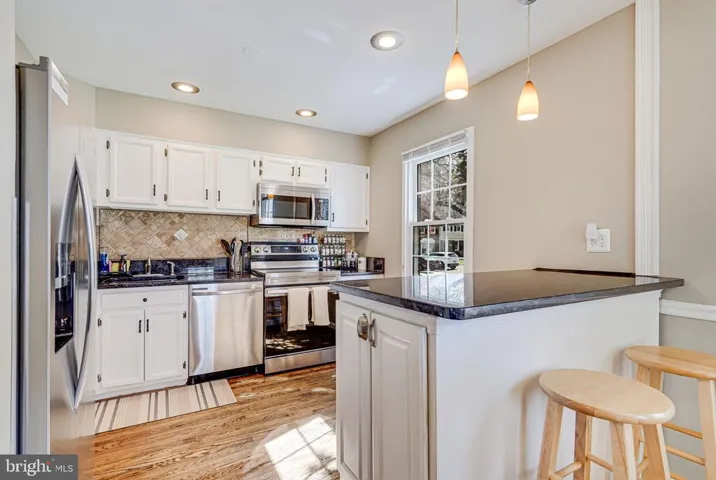8356 Luce Ct, Springfield, Virginia 22153