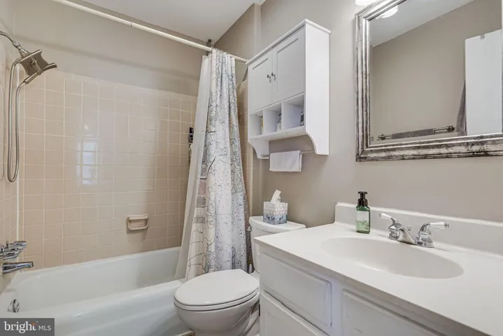 8356 Luce Ct, Springfield, Virginia 22153