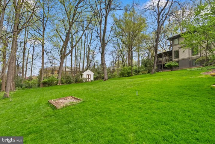 6640 Kirby Ct, Falls Church, Virginia 22043
