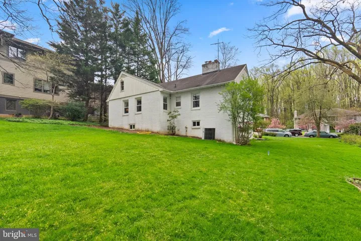 6640 Kirby Ct, Falls Church, Virginia 22043
