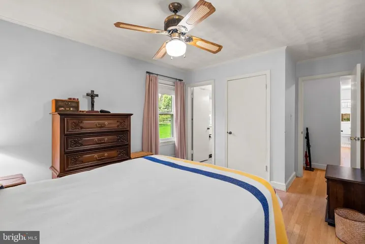 6640 Kirby Ct, Falls Church, Virginia 22043