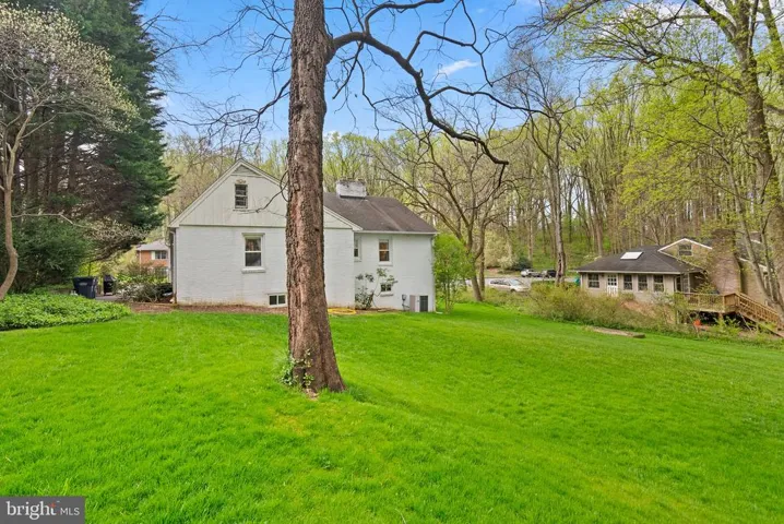 6640 Kirby Ct, Falls Church, Virginia 22043