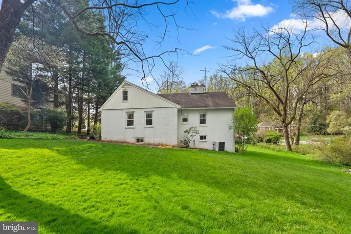 6640 Kirby Ct, Falls Church, Virginia 22043