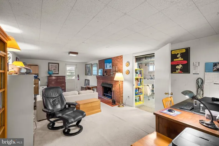 6640 Kirby Ct, Falls Church, Virginia 22043