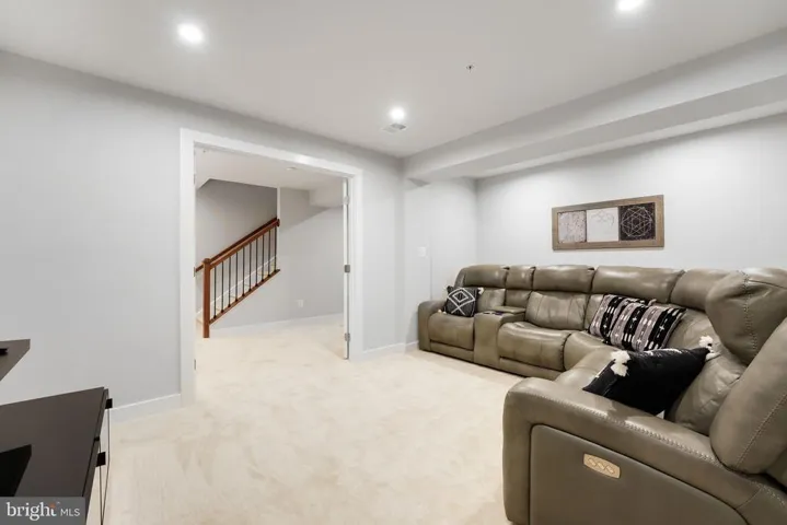 2575 Passionflower Ct, Dumfries, Virginia 22026