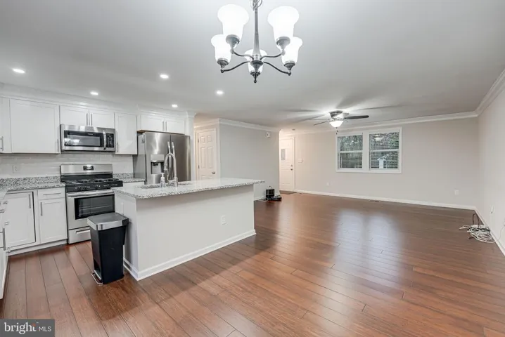 3206 Shaw Park Ct, Alexandria, Virginia 22306