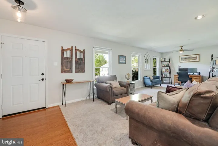 4597 Bishop Pl, Dumfries, Virginia 22025