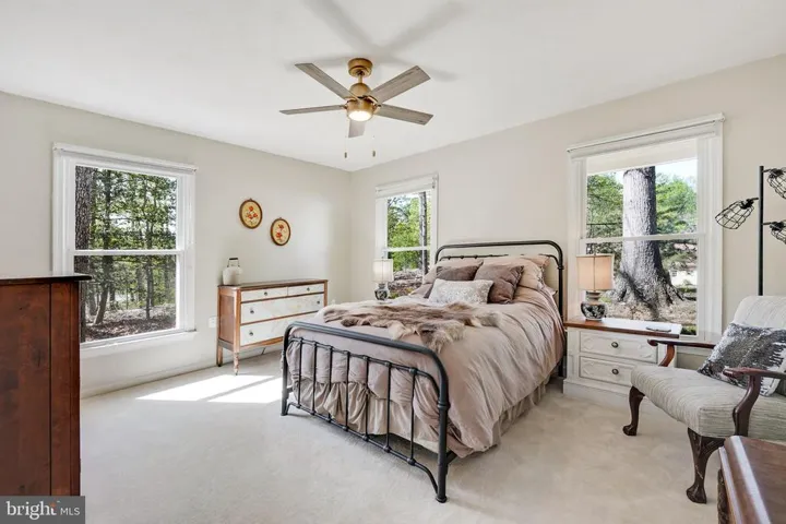 4597 Bishop Pl, Dumfries, Virginia 22025