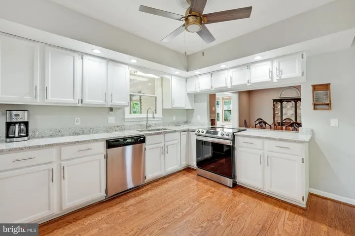 4597 Bishop Pl, Dumfries, Virginia 22025