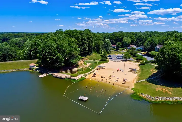 4597 Bishop Pl, Dumfries, Virginia 22025