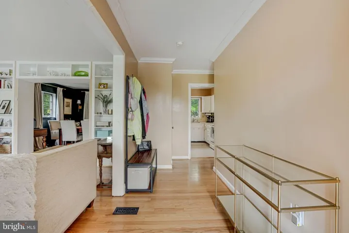 6322 Villa Ln, Falls Church, Virginia 22044