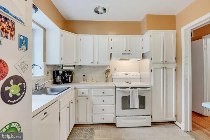 6322 Villa Ln, Falls Church, Virginia 22044