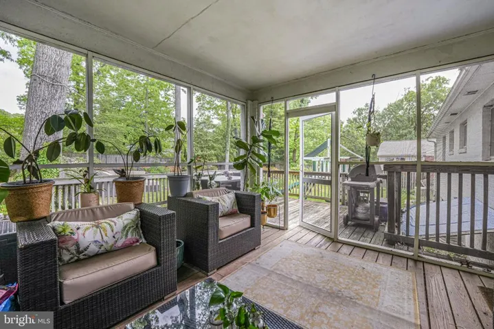 6322 Villa Ln, Falls Church, Virginia 22044