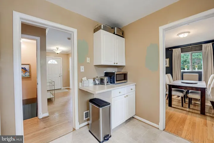 6322 Villa Ln, Falls Church, Virginia 22044