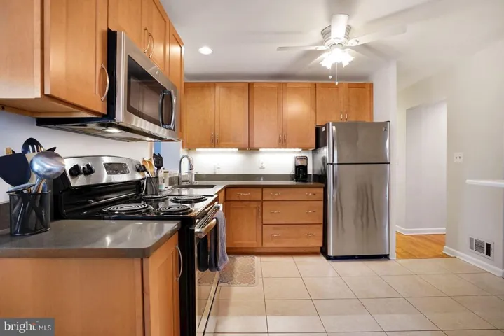 1807 S Stafford St, Arlington, Virginia 22204