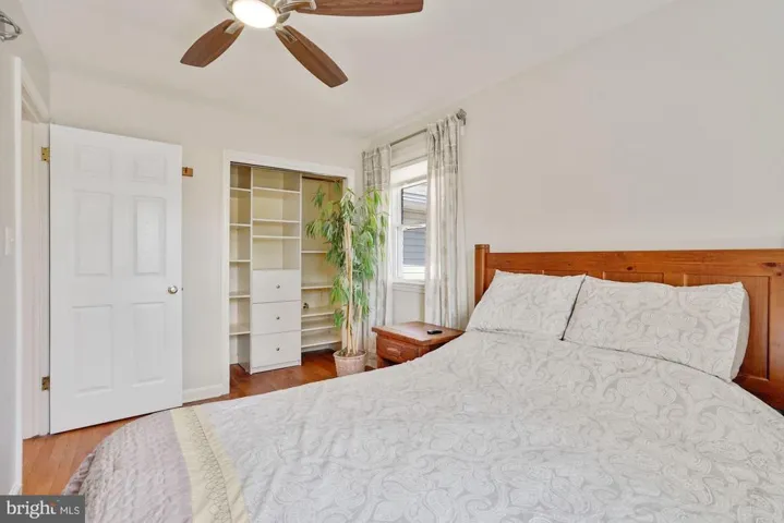 1807 S Stafford St, Arlington, Virginia 22204