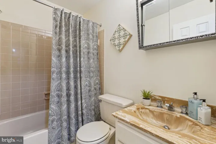 4491 Morning Wind Ct, Annandale, Virginia 22003