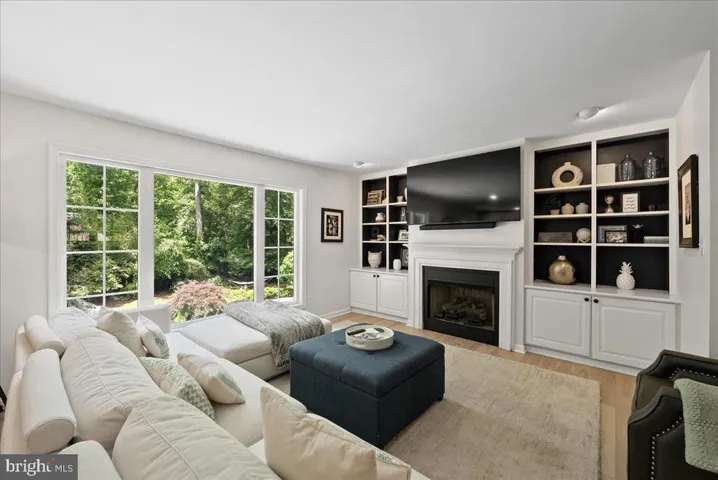 3224 Wynford Dr, Fairfax, Virginia 22031