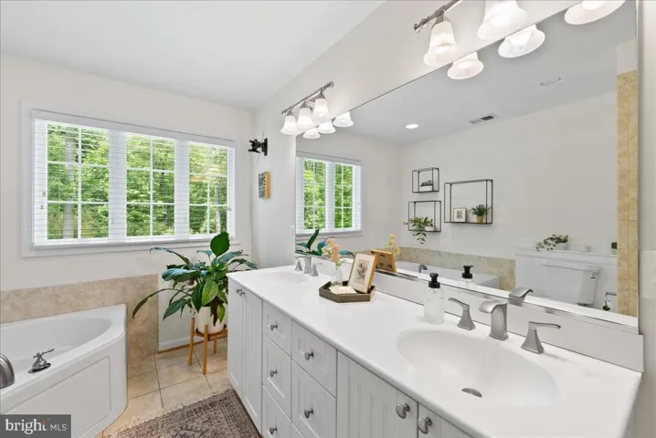 3224 Wynford Dr, Fairfax, Virginia 22031