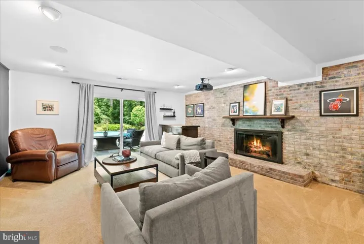 3224 Wynford Dr, Fairfax, Virginia 22031