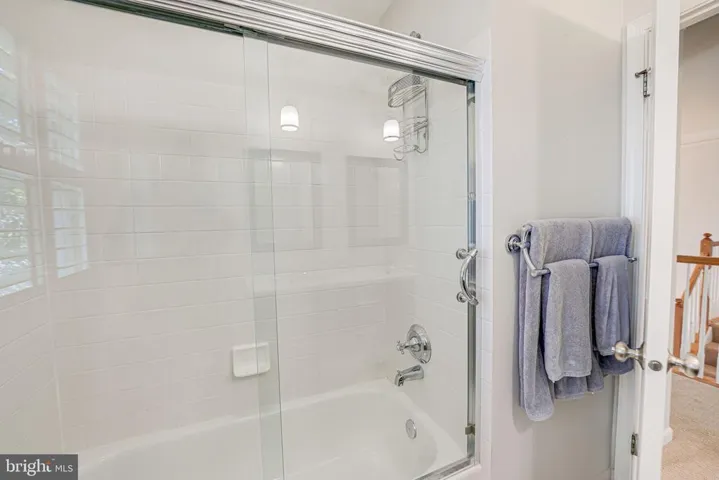6328 Hidden Canyon Rd, Centreville, Virginia 20120