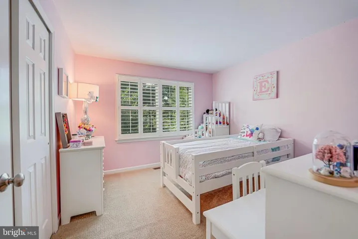 6328 Hidden Canyon Rd, Centreville, Virginia 20120