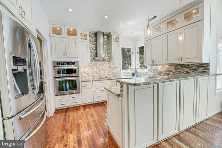 6328 Hidden Canyon Rd, Centreville, Virginia 20120