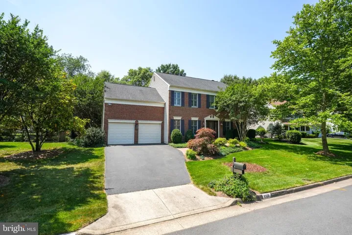 6328 Hidden Canyon Rd, Centreville, Virginia 20120