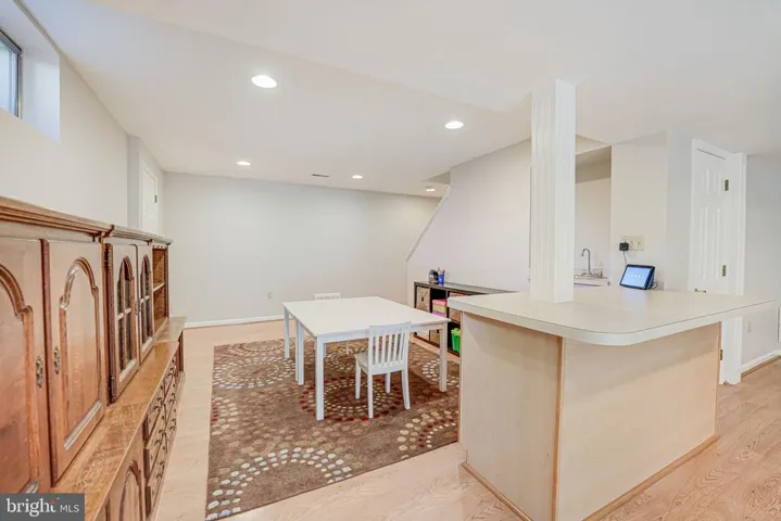 6328 Hidden Canyon Rd, Centreville, Virginia 20120