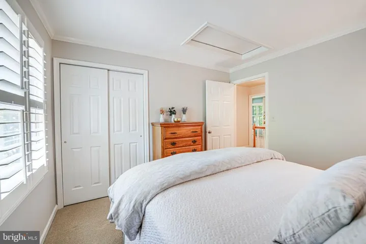 6328 Hidden Canyon Rd, Centreville, Virginia 20120