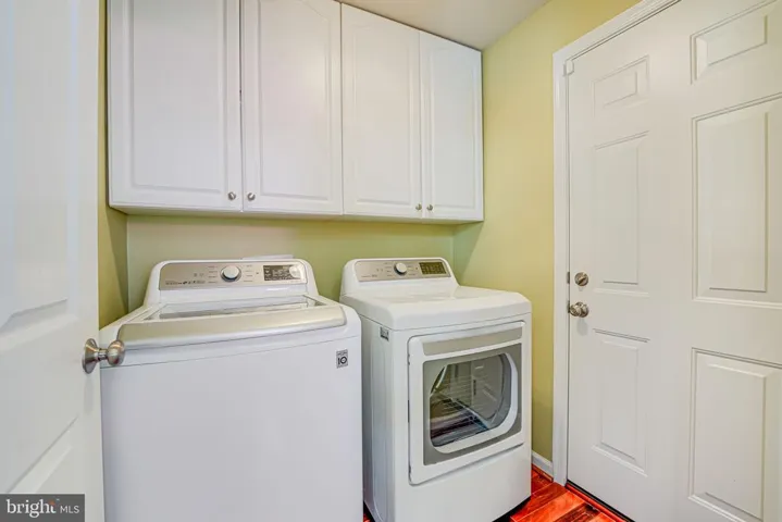 6328 Hidden Canyon Rd, Centreville, Virginia 20120
