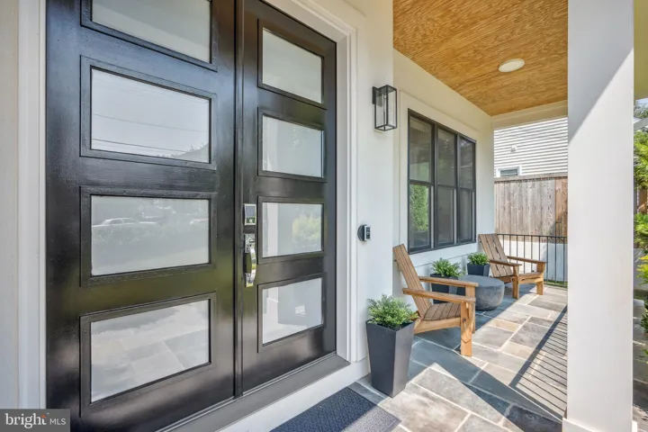 2033 Griffith Rd, falls Church, va, 22043, fairfax