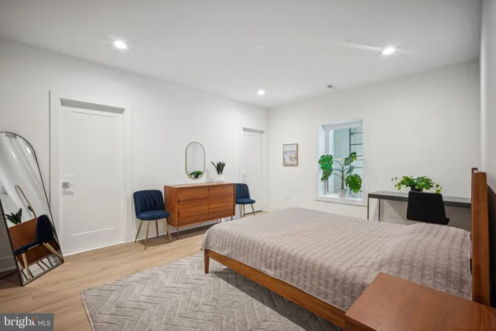 2033 Griffith Rd, falls Church, va, 22043, fairfax