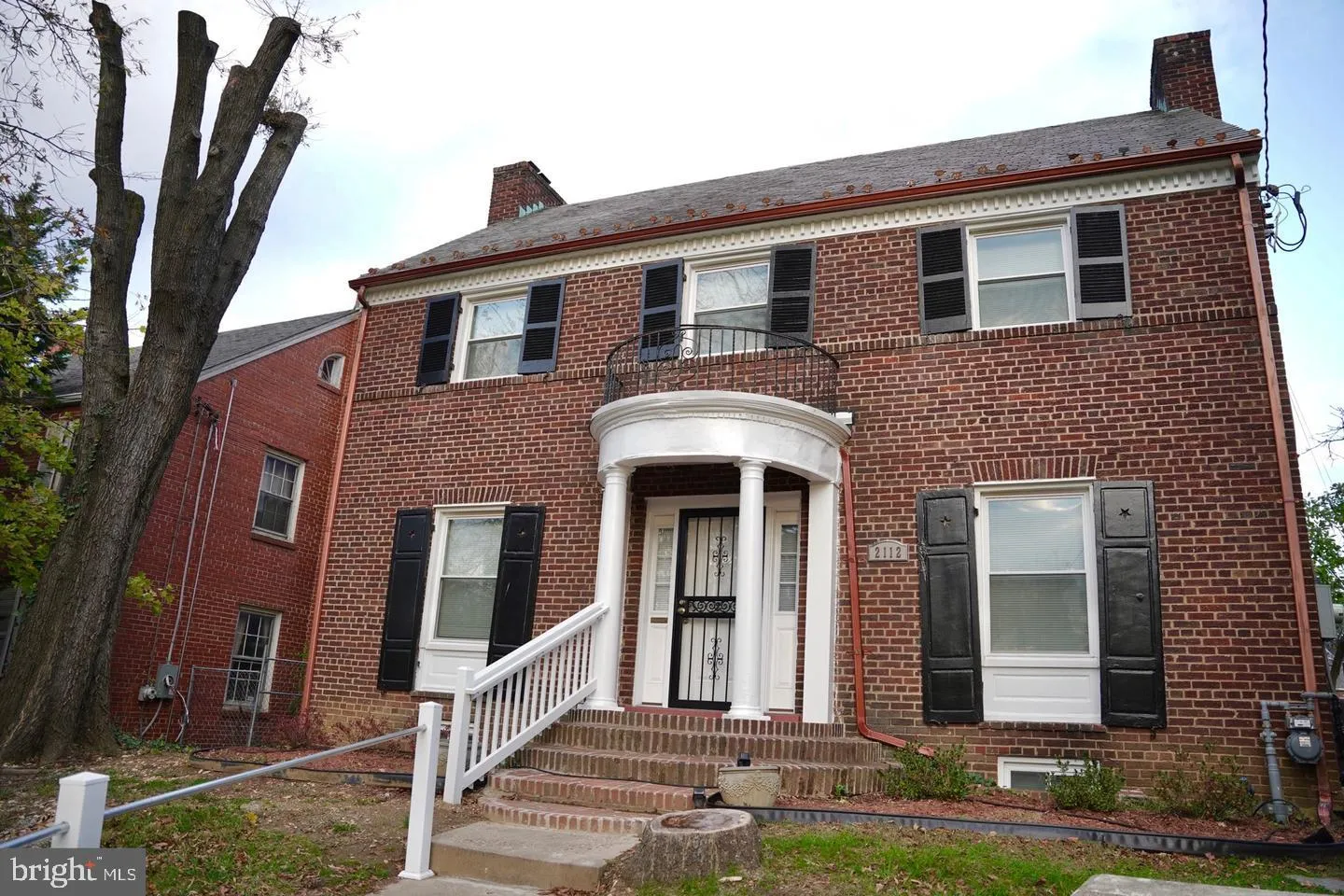 2112 BRANCH AVENUE, Washington, DC 20020