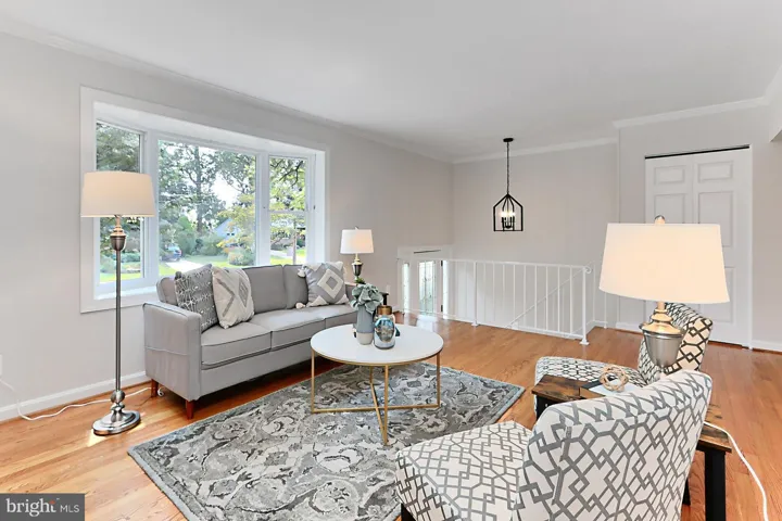 7504 Fairwood Ln, falls Church, va, 22046, fairfax