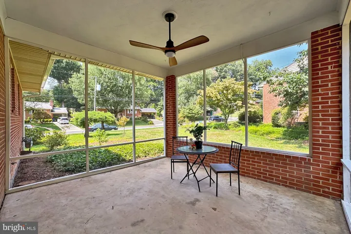 7504 Fairwood Ln, falls Church, va, 22046, fairfax
