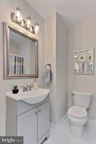 7504 Fairwood Ln, falls Church, va, 22046, fairfax