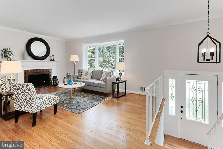 7504 Fairwood Ln, falls Church, va, 22046, fairfax
