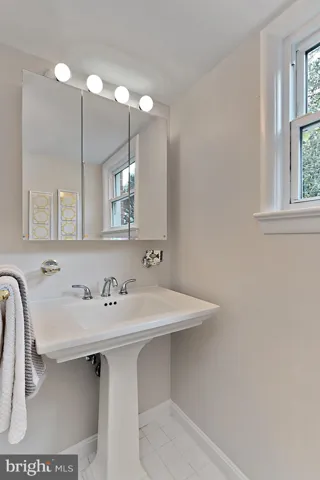 7504 Fairwood Ln, falls Church, va, 22046, fairfax