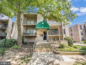 12 CANTERBURY SQUARE, Alexandria, VA 22304