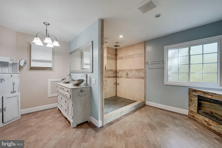 8619 Oak Brook Ln, fairfax Station, va, 22039, fairfax